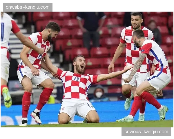 专家前瞻:斯特拉斯堡VS马赛,两队定位球得分能力对比成看点 专家前瞻:斯特拉斯堡VS马赛,两队定位球得分能力对比成看点